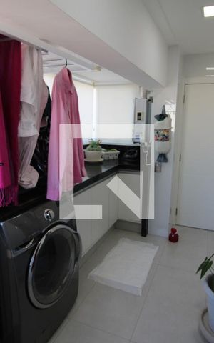 Apartamento à venda com 237m², 4 quartos e 4 vagasÁrea de Serviço