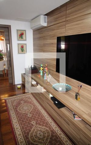 Apartamento à venda com 237m², 4 quartos e 4 vagasSala