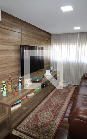 Apartamento à venda com 237m², 4 quartos e 4 vagasSala