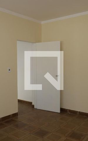 Casa para alugar com 150m², 3 quartos e sem vagaQuarto de Serviço