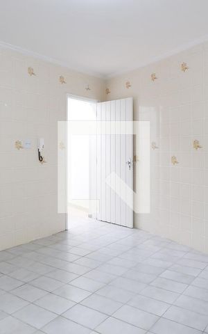 Casa à venda com 450m², 3 quartos e 6 vagas Casa à venda com 450m², 3 quartos e 6 vagasSala/Cozinha