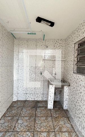 Casa para alugar com 54m², 1 quarto e sem vaga Casa para alugar com 54m², 1 quarto e sem vagaÁrea de Serviço