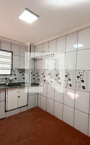 Casa para alugar com 54m², 1 quarto e sem vaga Casa para alugar com 54m², 1 quarto e sem vagaCozinha