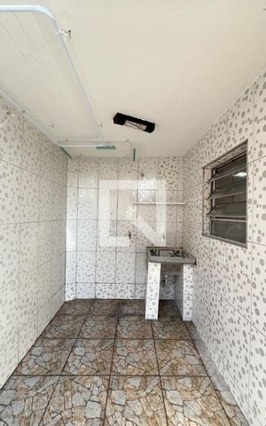 Casa para alugar com 54m², 1 quarto e sem vaga Casa para alugar com 54m², 1 quarto e sem vagaÁrea de Serviço