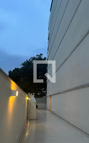 Apartamento à venda com 81m², 2 quartos e 1 vagaÁrea Comum - Playground