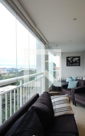 Apartamento à venda com 177m², 3 quartos e 3 vagasSacada