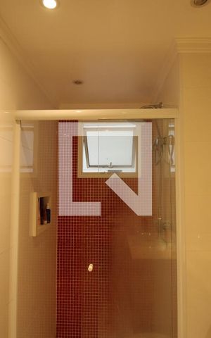 Apartamento à venda com 177m², 3 quartos e 3 vagasBanheiro suíte 2
