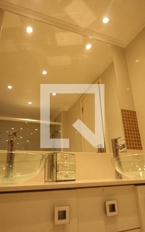 Apartamento à venda com 177m², 3 quartos e 3 vagasBanheiro suíte 1