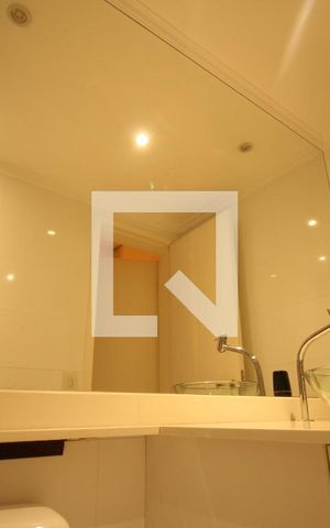 Apartamento à venda com 177m², 3 quartos e 3 vagasBanheiro suíte 2