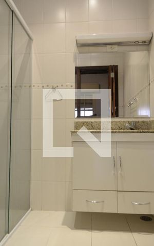 Casa à venda com 138m², 2 quartos e 3 vagasSuíte