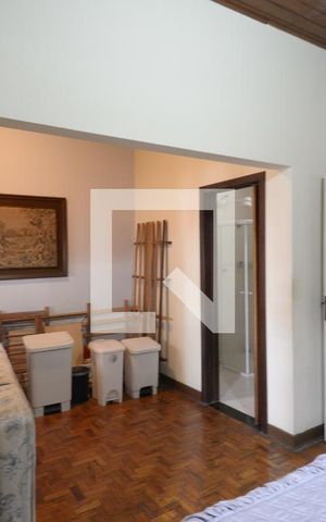 Casa à venda com 138m², 2 quartos e 3 vagasSuíte