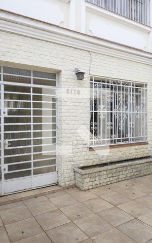 Casa à venda com 138m², 2 quartos e 3 vagasGaragem