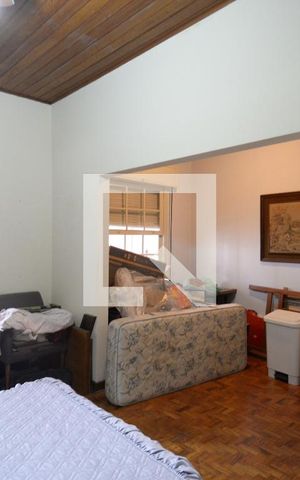 Casa à venda com 138m², 2 quartos e 3 vagasSuíte
