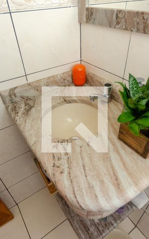Casa à venda com 520m², 4 quartos e 3 vagas Casa à venda com 520m², 4 quartos e 3 vagasBanheiro 6