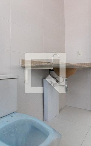 Apartamento à venda com 196m², 3 quartos e 3 vagas Apartamento à venda com 196m², 3 quartos e 3 vagasBanheiro da Suíte 2