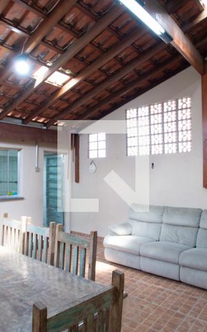 Casa à venda com 150m², 3 quartos e 4 vagas Casa à venda com 150m², 3 quartos e 4 vagasÁrea de lazer