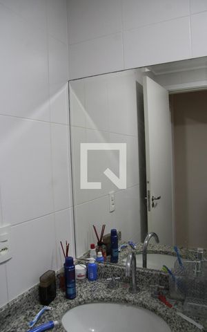 Apartamento à venda com 68m², 2 quartos e 1 vagaBanheiro Social 