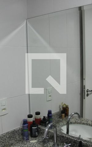 Apartamento à venda com 68m², 2 quartos e 1 vagaBanheiro da Suíte