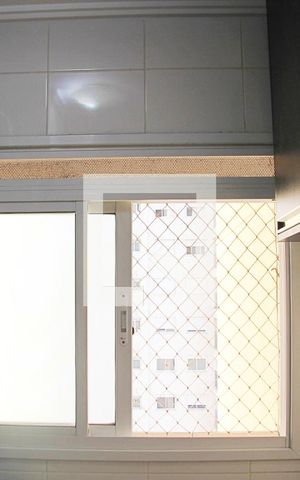 Apartamento à venda com 68m², 2 quartos e 1 vagaCozinha e Área de Serviço