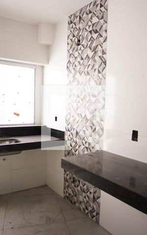 Casa à venda com 96m², 2 quartos e 2 vagas Casa à venda com 96m², 2 quartos e 2 vagasCozinha