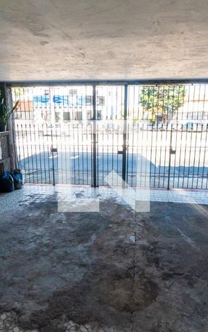 Casa à venda com 204m², 3 quartos e 2 vagas Casa à venda com 204m², 3 quartos e 2 vagasVista da Sala