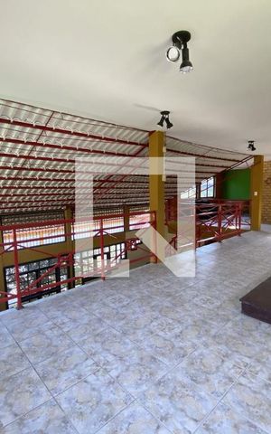 Casa para alugar com 480m², 7 quartos e 4 vagas