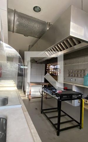 Casa para alugar com 480m², 7 quartos e 4 vagas