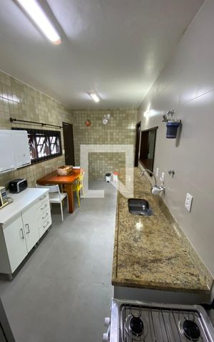 Casa para alugar com 480m², 7 quartos e 4 vagas