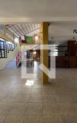 Casa para alugar com 480m², 7 quartos e 4 vagas