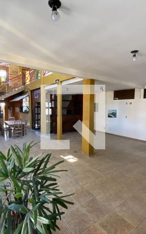Casa para alugar com 480m², 7 quartos e 4 vagas