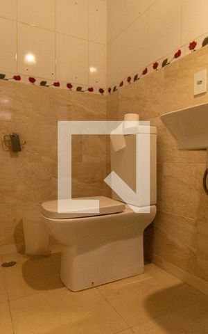 Casa à venda com 356m², 7 quartos e 3 vagas Casa à venda com 356m², 7 quartos e 3 vagasBanheiro da Suíte