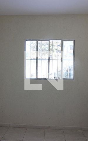 Casa para alugar com 50m², 2 quartos e 1 vagaSala 