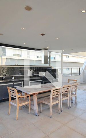 Apartamento à venda com 189m², 3 quartos e 2 vagasVaranda 2º piso