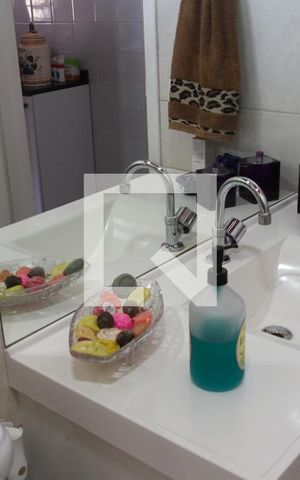 Casa à venda com 193m², 5 quartos e 2 vagasBanheiro