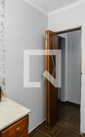 Casa à venda com 140m², 3 quartos e 1 vaga Casa à venda com 140m², 3 quartos e 1 vagaLavabo