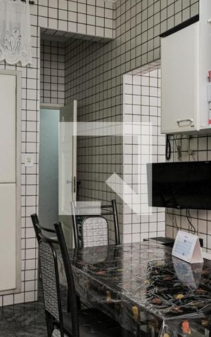 Apartamento à venda com 202m², 4 quartos e 3 vagas Apartamento à venda com 202m², 4 quartos e 3 vagasCozinha