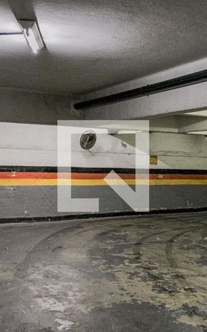 Apartamento à venda com 202m², 4 quartos e 3 vagas Apartamento à venda com 202m², 4 quartos e 3 vagasGaragem