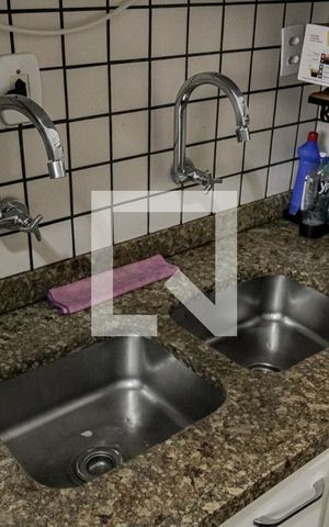 Apartamento à venda com 202m², 4 quartos e 3 vagas Apartamento à venda com 202m², 4 quartos e 3 vagasCozinha