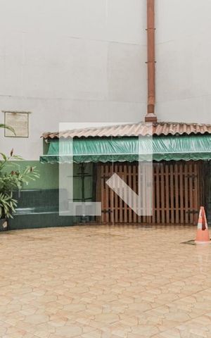 Apartamento à venda com 202m², 4 quartos e 3 vagas Apartamento à venda com 202m², 4 quartos e 3 vagasÁrea comum - Playground