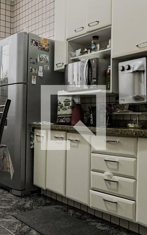 Apartamento à venda com 202m², 4 quartos e 3 vagas Apartamento à venda com 202m², 4 quartos e 3 vagasCozinha