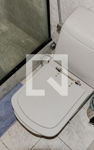 Apartamento à venda com 202m², 4 quartos e 3 vagas Apartamento à venda com 202m², 4 quartos e 3 vagasBanheiro de serviço