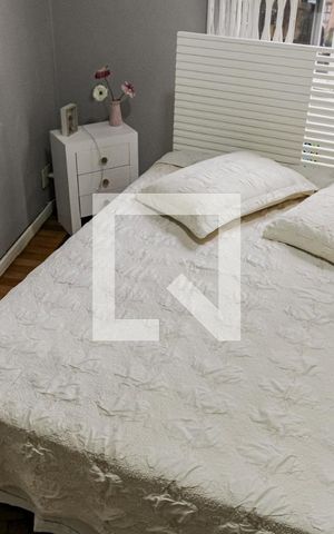 Apartamento à venda com 202m², 4 quartos e 3 vagas Apartamento à venda com 202m², 4 quartos e 3 vagasQuarto 3