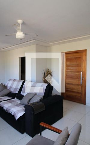 Casa à venda com 268m², 3 quartos e 1 vagaSala