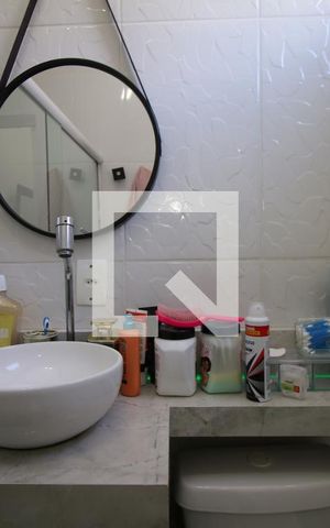 Casa à venda com 268m², 3 quartos e 1 vagaBanheiro da Suíte 1