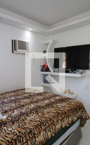 Casa à venda com 268m², 3 quartos e 1 vagaQuarto 1 - Suíte e Closed