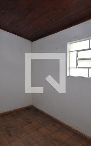 Casa à venda com 250m², 3 quartos e 1 vagaQuarto de Serviço