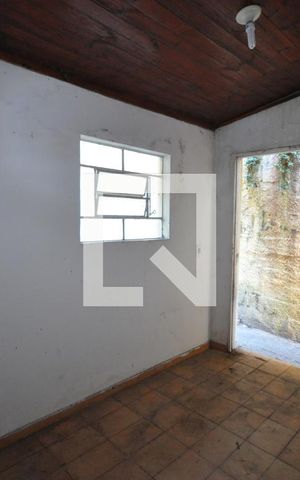 Casa à venda com 250m², 3 quartos e 1 vagaQuarto de Serviço