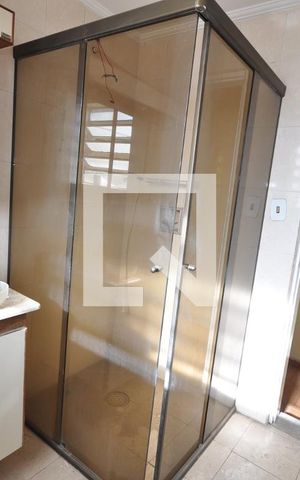 Casa à venda com 250m², 3 quartos e 1 vagaBanheiro