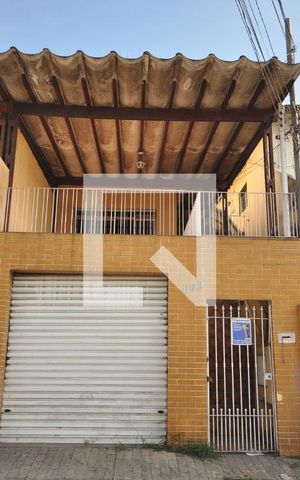 Casa à venda com 250m², 3 quartos e 1 vagaFachada