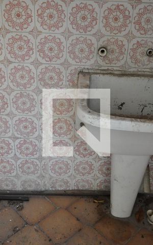 Casa à venda com 250m², 3 quartos e 1 vagaÁrea de Serviço